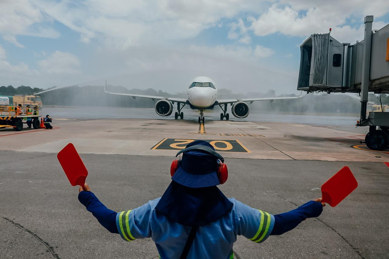 O batismo foi realizado em duas aeronaves, vindas de Recife (PE) e Confins (MG)